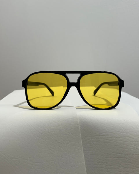 Aviator Black-yellow lenses Sunglasses