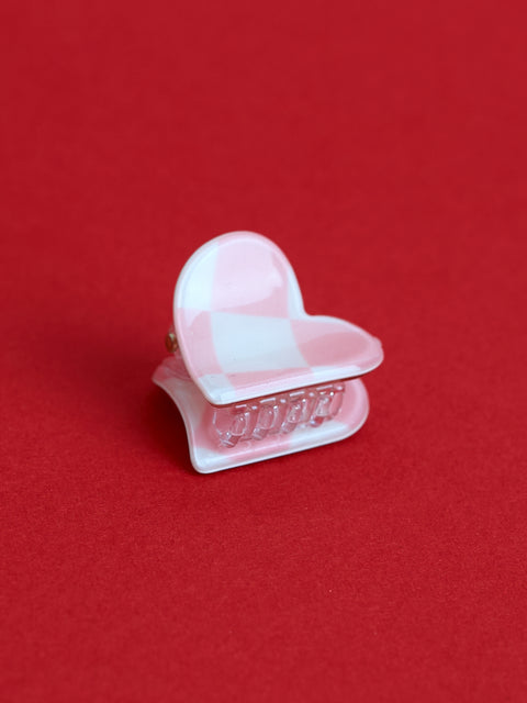 Checkered Heart Mini Clip!
