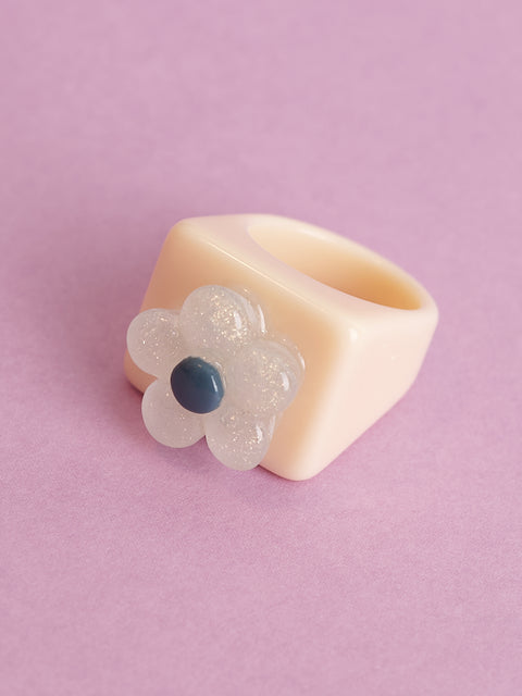 Flower Chunky Square Acrylic Ring