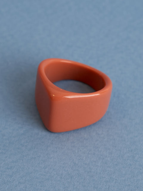 Pointed Edge Acrylic Ring